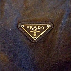 Vintage PRADA TESSUTO Black Nylon Shoulder Bag w/ Chain Link/Leather Straps!